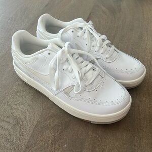 Women’s Nike Sneakers